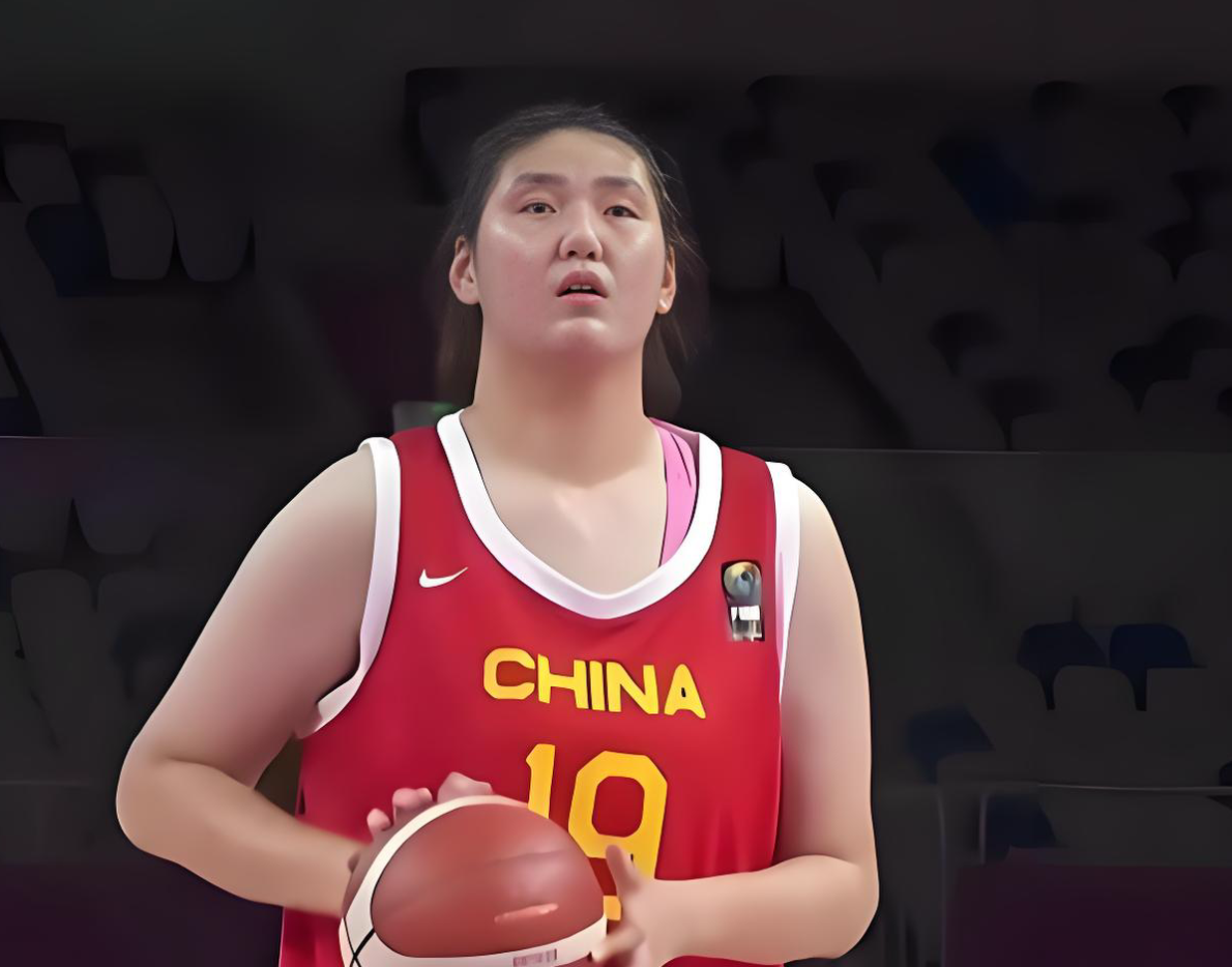 乐鱼体育登录入口-充分肯定！王思雨点评2米26张子宇：能成为世界顶级中锋