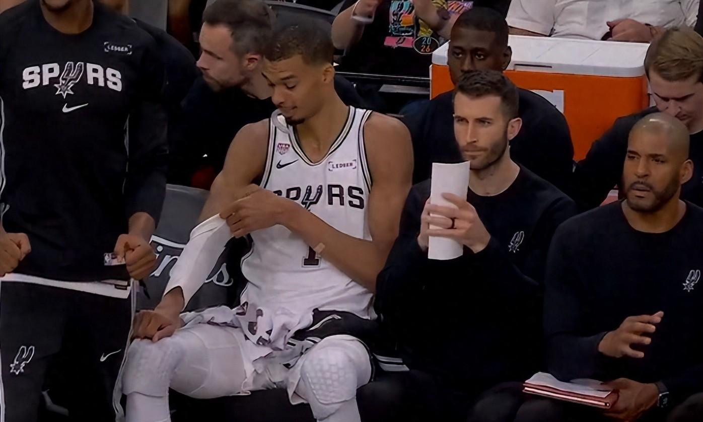 乐鱼体育-NBA总决赛G2：福克斯反弹，唐斯压制文班，托尼兄弟助力马刺